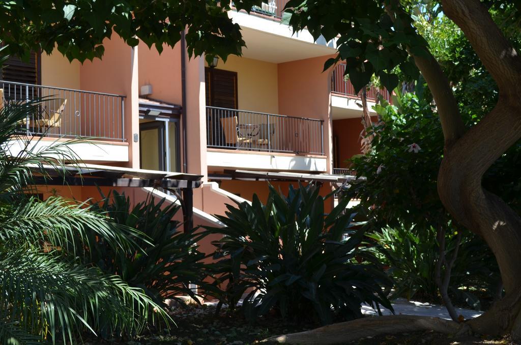 Casa Belvedere Riviera Taormina SantʼAlessio Siculo Pokoj fotografie